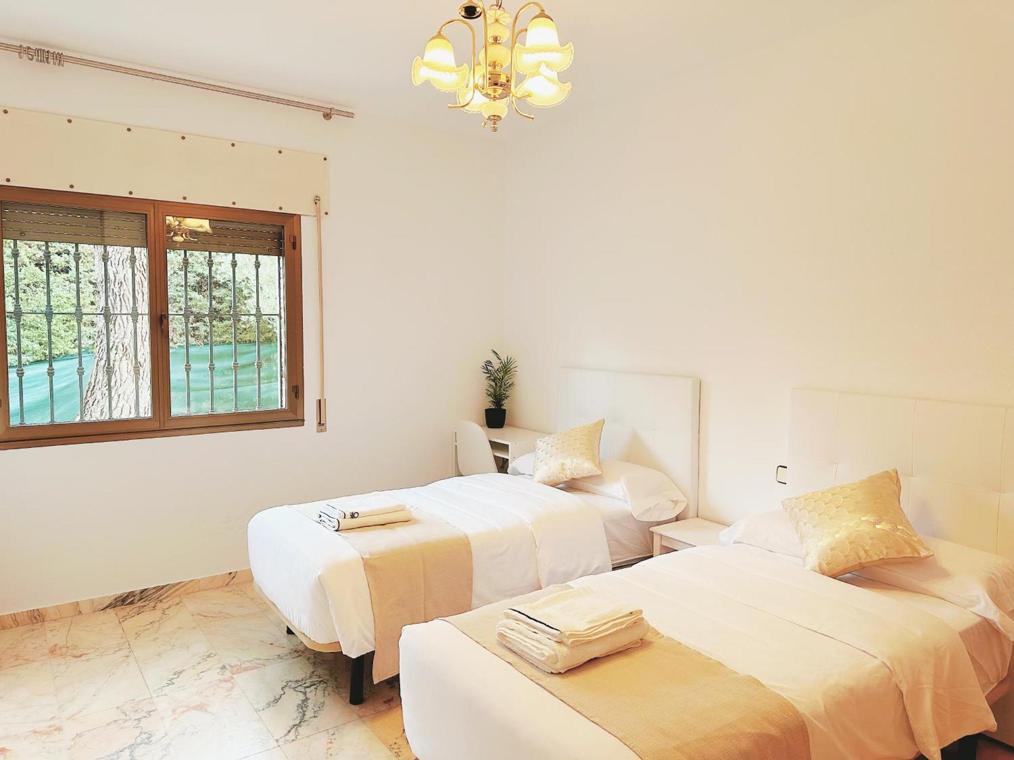 Tree House Apartment บัวดิลญา เดล มอนเต ภายนอก รูปภาพ